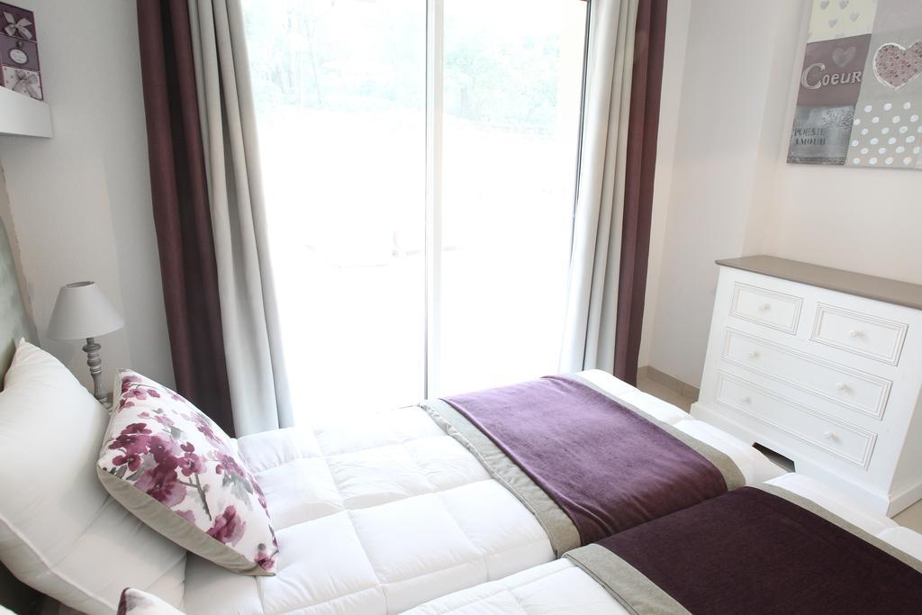 Residhotel Residence Pont Du Gard Remoulins Ruang foto