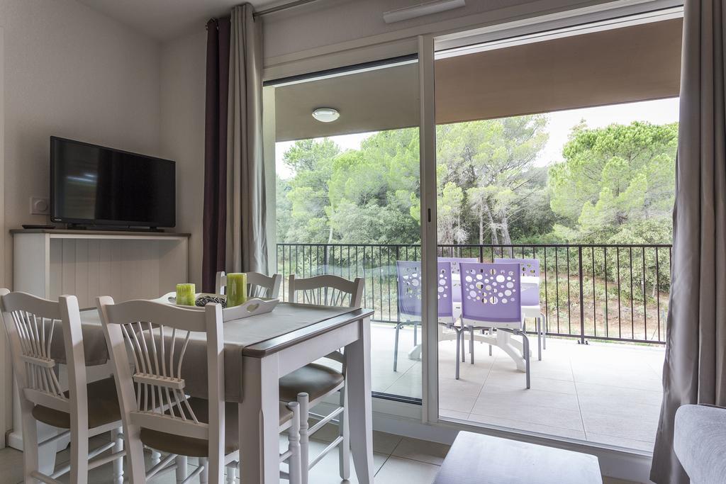 Residhotel Residence Pont Du Gard Remoulins Ruang foto