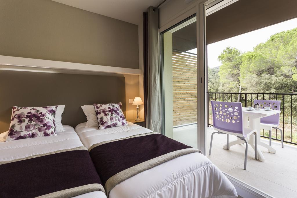 Residhotel Residence Pont Du Gard Remoulins Ruang foto