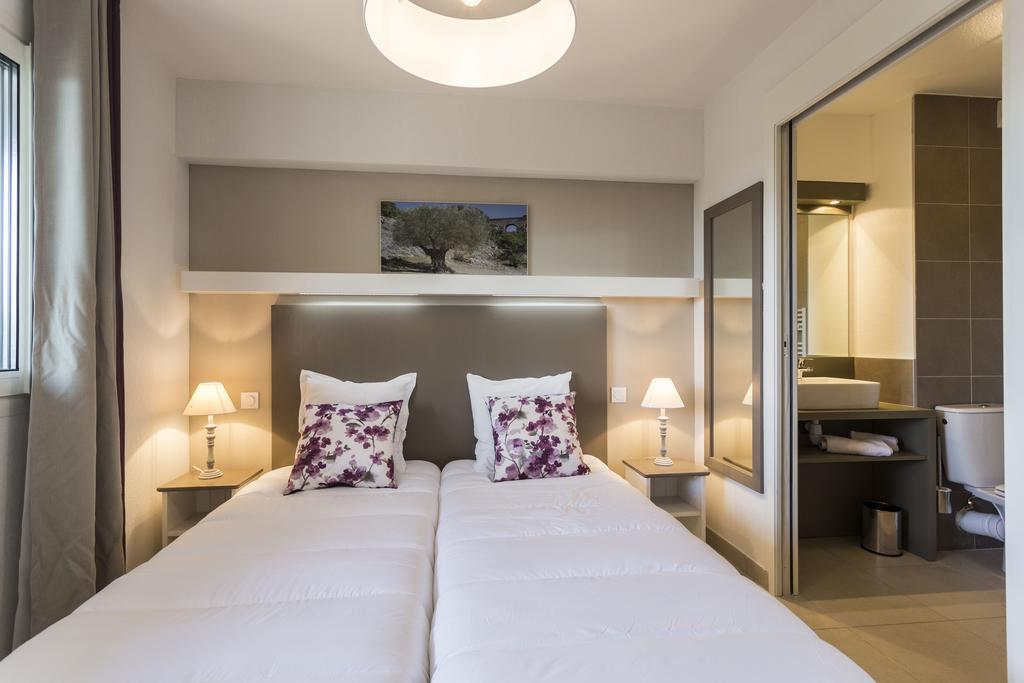 Residhotel Residence Pont Du Gard Remoulins Ruang foto