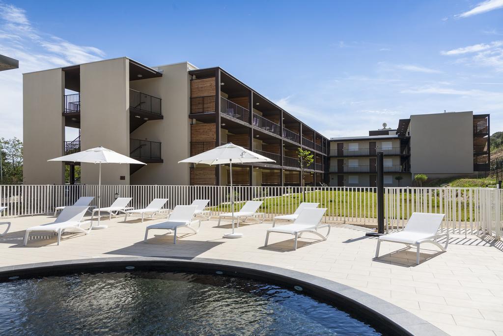 Residhotel Residence Pont Du Gard Remoulins Bagian luar foto